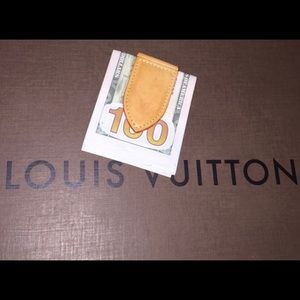 Vintage rare Louis Vuitton soft leather money clip